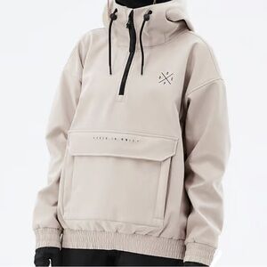 Cyclone W 2022 Snowboard Jacket Women’s Sand.